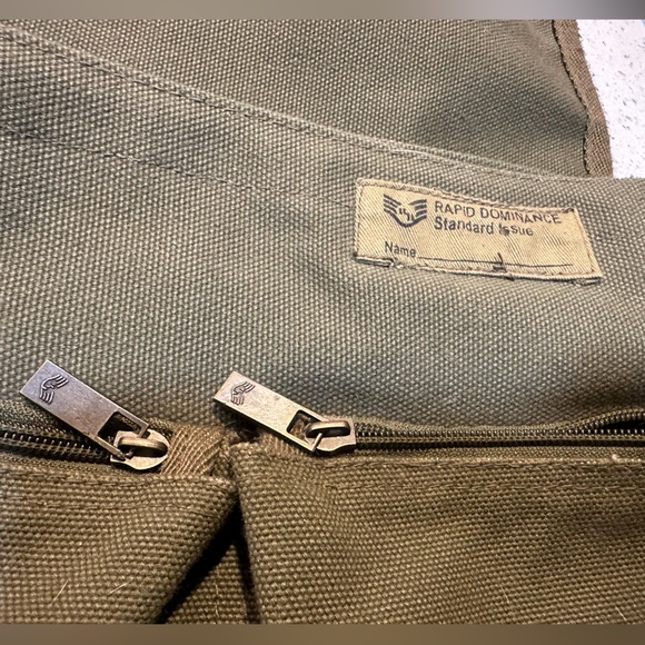 Rapid Dominance unisex Large Army Messenger Bag - Picture 5 of 12